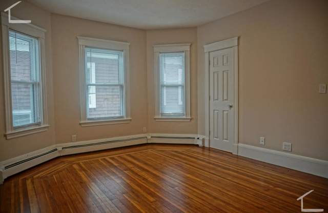 Unique BU Apartment Gallery 4