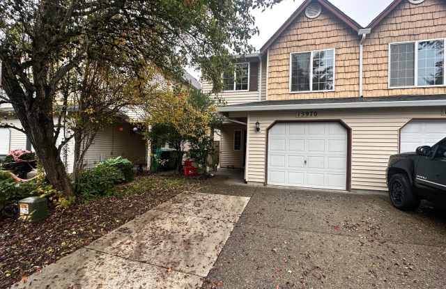 Convenient Beaverton Townhome! - 15970 Southwest Roth Drive, Washington County, OR 97078