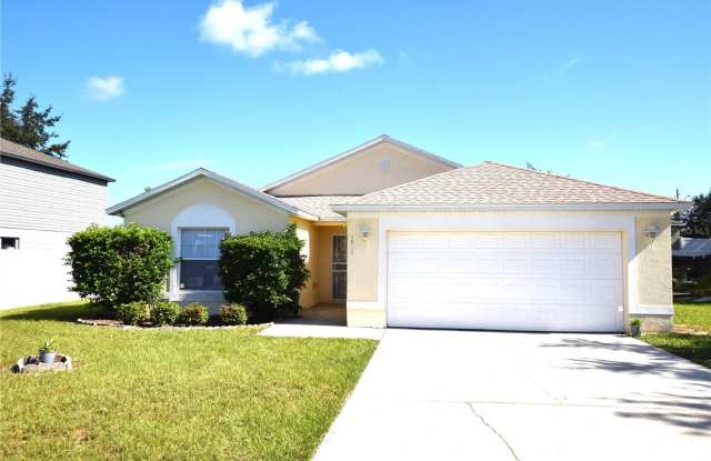 3 Bedroom, 2 Bath Single Family Home For Rent at 1911 Manatee Lane Poinciana, FL 34759 - 1911 Manatee Lane, Poinciana, FL 34759