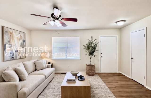 606 East 3rd Court Gallery 2