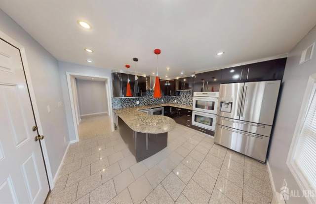 13 Idlewild Avenue photos photos