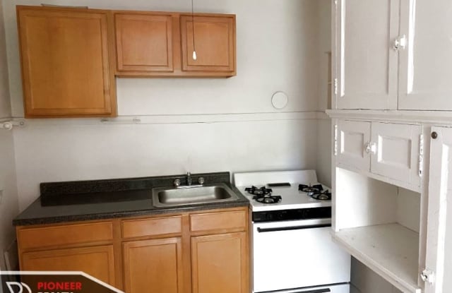 1950 W Wilson Ave 3Y - 1950 West Wilson Avenue, Chicago, IL 60640