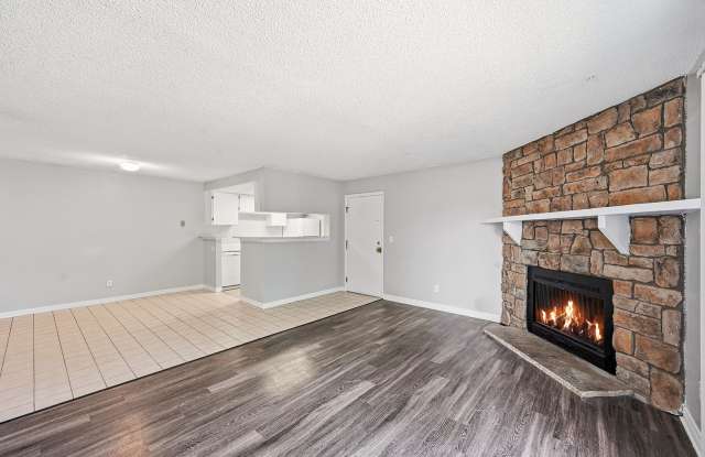3 Bedroom 2 Bathroom Updated Unit in Robinwood W/Move in Special! photos photos 3 Bedroom 2 Bathroom Updated Unit in Robinwood W/Move in Special! photos photos
