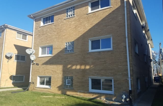 301 25th Avenue - 301 25th Avenue, Bellwood, IL 60104