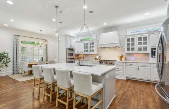 1363 Sylvan Circle NE unit: A - 1363 Sylvan Circle Northeast, Brookhaven, GA 30319