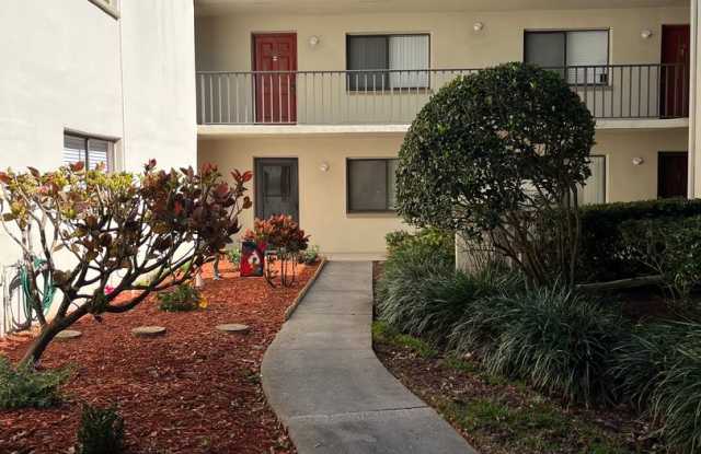 3300 Fox Chase Cir, #226, Palm Harbor, FL 34683 photos photos