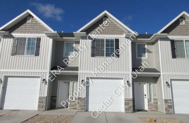Move-In Discount - Newer Town home living in the heart of Cedar City! photos photos