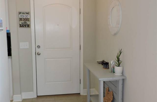 5643 Vendome Ct Gallery 3