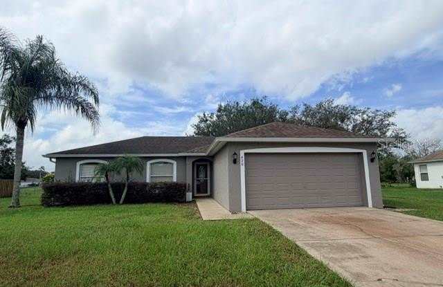 620 OUTRIGGER Drive Gallery 1