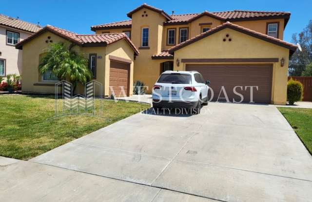 *** $500 OFF MOVE IN SPECIAL*** Beautiful 3 Bed, 3 Bath, and 2 Car Garage in Lake Elsinore Minutes from the Late! photos photos