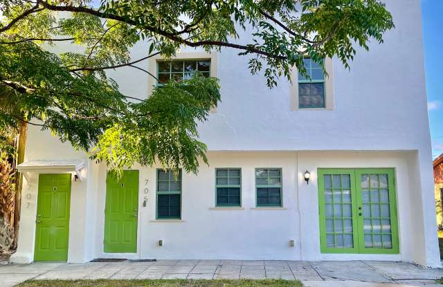 5555 Garden Ave - 5555 Garden Avenue, West Palm Beach, FL 33405