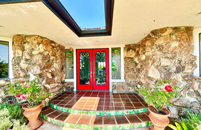 Stunning & Unique Spanish Hacienda Style Single-Story Home in Country Hills of Fallbrook! Gallery 3