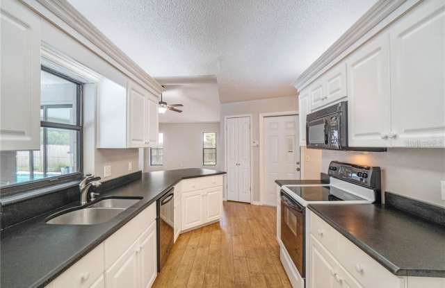 118 RIDGEVIEW DRIVE Gallery 2