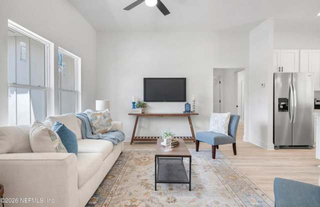 NEW BUILT 3 BR 2 BA Rental Gallery 4