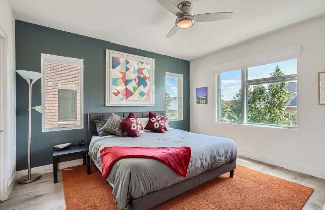 Modern 3 BDR S'Park Boulder Townhome Gallery 4
