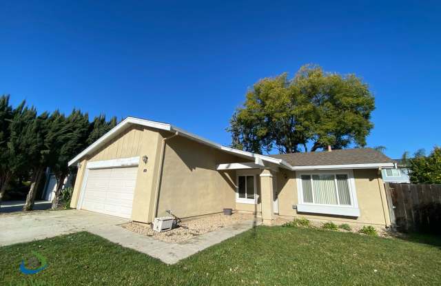 $3795 - 3 Bed/2 Bath Home on a Cul-de-sac near Coyote Creek in South San Jose/Small pet friendly! Gallery 3