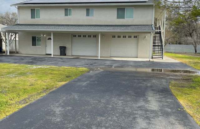 3 BED 2 BATH W/ATTACHED MOTHER-IN-LAW SUITE *SOLAR PANELS ON ROOF = LOW ELECTRIC BILL* photos photos