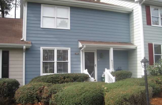 1583 Laureldale Drive - Bev Roberts Rentals & Property Managment photos photos