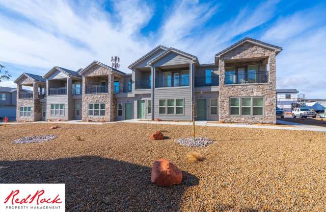 Stunning Spacious 3 Bedroom Unit photos photos