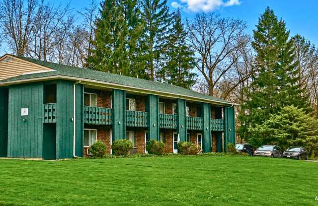 Brittain Road multi-family apartment with 1 bedroom and 1 bathroom! photos photos