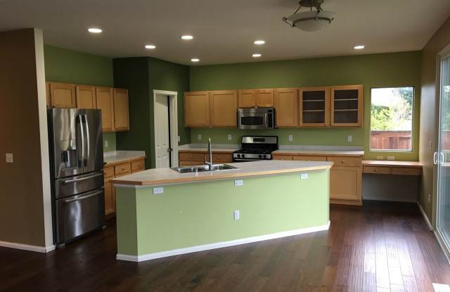 5708 Hazel Ave S.E. Gallery 2
