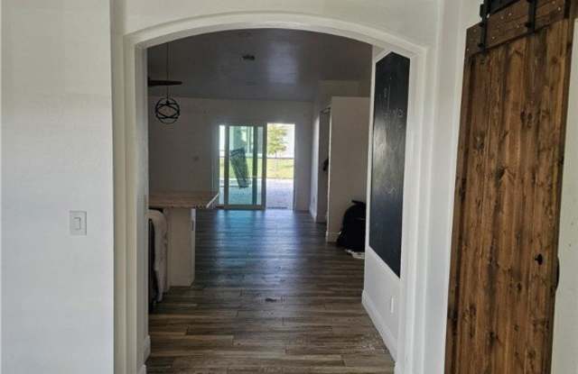 1105 NW 14th Terrace Gallery 2