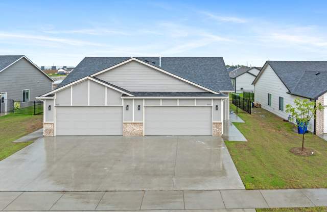 5120 N Cypress St photos photos
