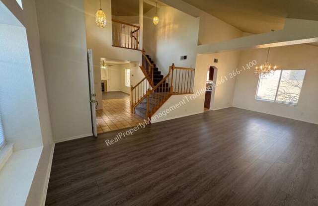 5207 Moonraker Road Gallery 3