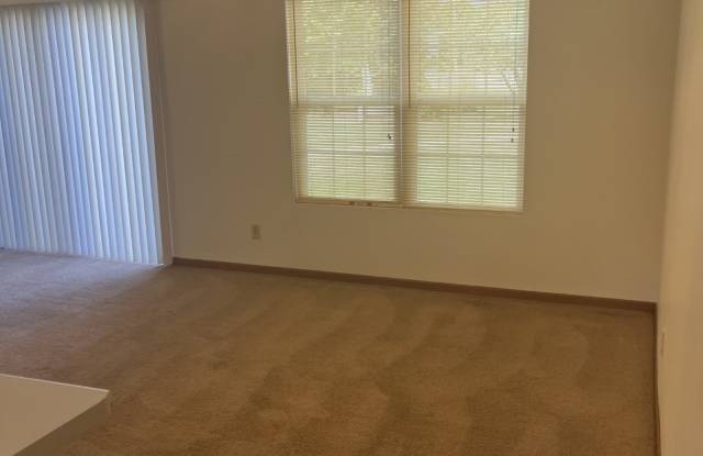 550 College Avenue photos photos