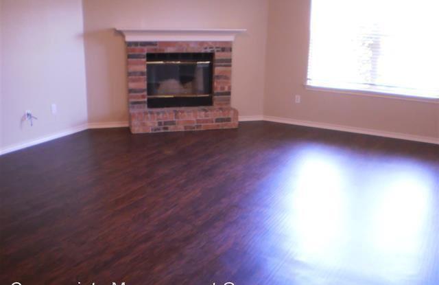 107 Hickory Gallery 2