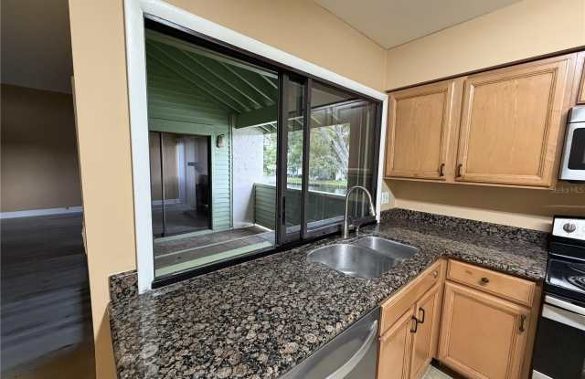 4158 PINELAKE Lane Gallery 4