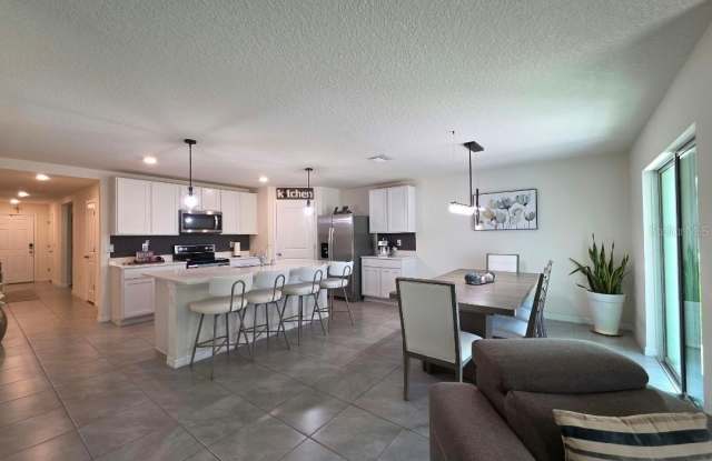 4446 BAYRIDGE Court Gallery 3