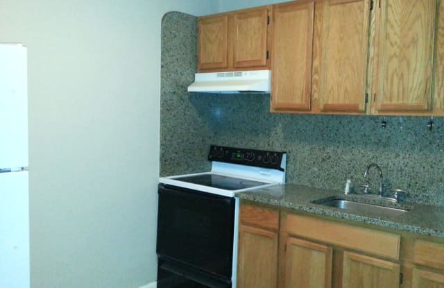 26 Willis St Apt 33 - 26 Willis Street, Framingham, MA 01702