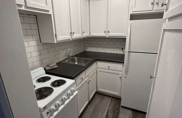 206 W Clark St photos photos