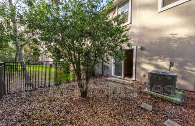 807 Scrub Jay Drive Gallery 3