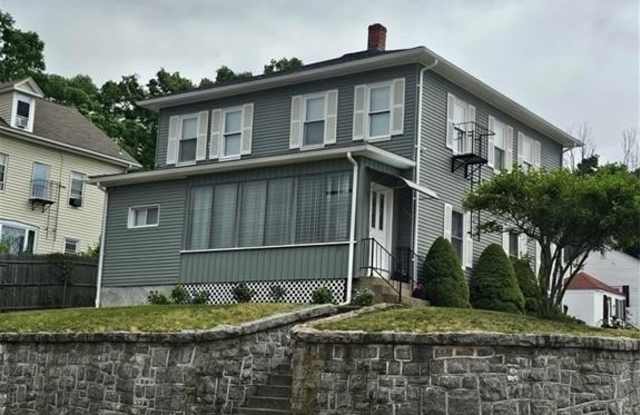 37 Pleasant Street photos photos