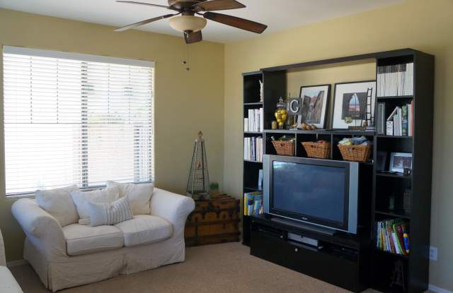 3633 E YEAGER Court Gallery 4