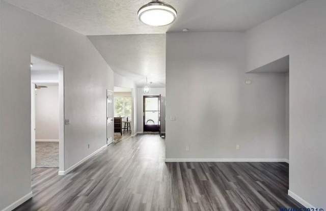 NOW LEASING – Updated 3-Bedroom Home in South Salem! Gallery 4