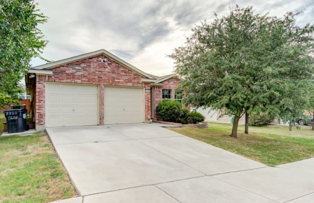 5208 Columbia Dr - 5208 Columbia, Schertz, TX 78108