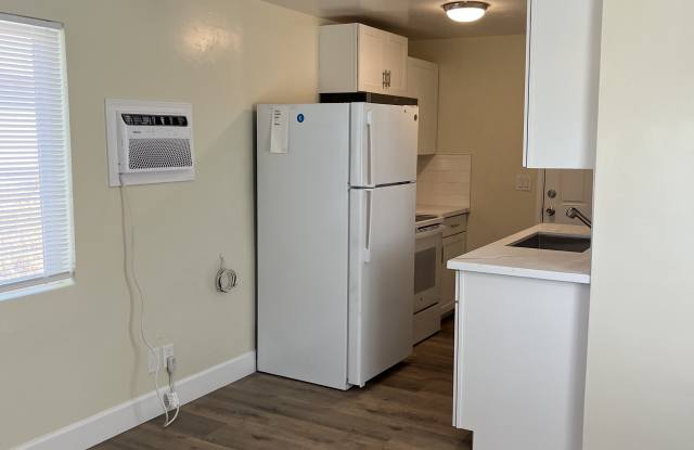 741 Gardner Ave photos photos
