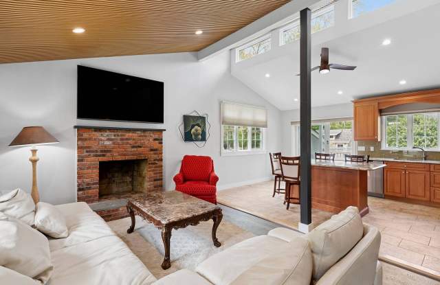 60 CEDAR DR Gallery 2