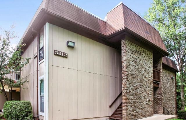5812 ROYAL RIDGE DRIVE - 5812 Royal Ridge Dr, West Springfield, VA 22152