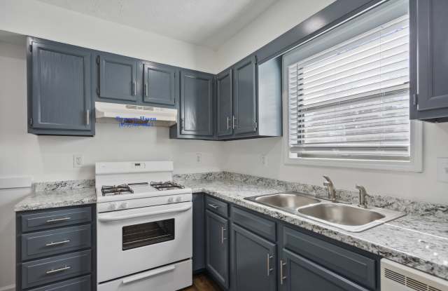 726 Bellemeade Way Southwest - A Gallery 3