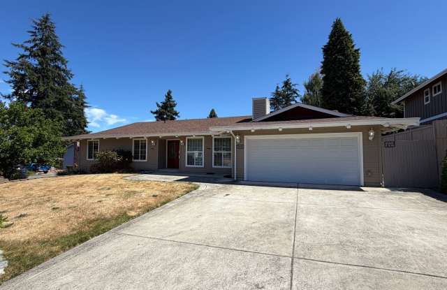 Charming 3 bed + den, 2 bath Federal way Rambler photos photos