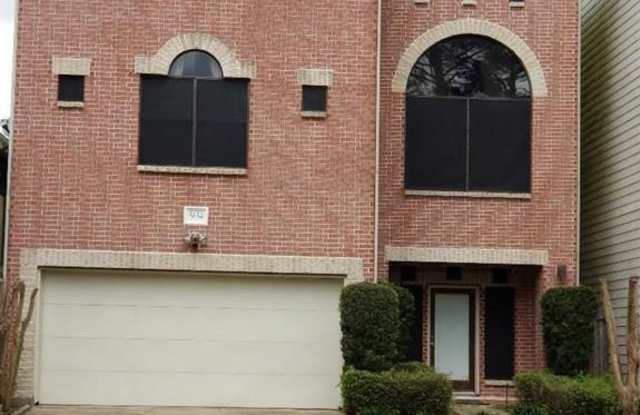 5654 Valerie St - 5654 Valerie Street, Houston, TX 77081