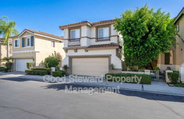 1760 Taylor Ln Gallery 2