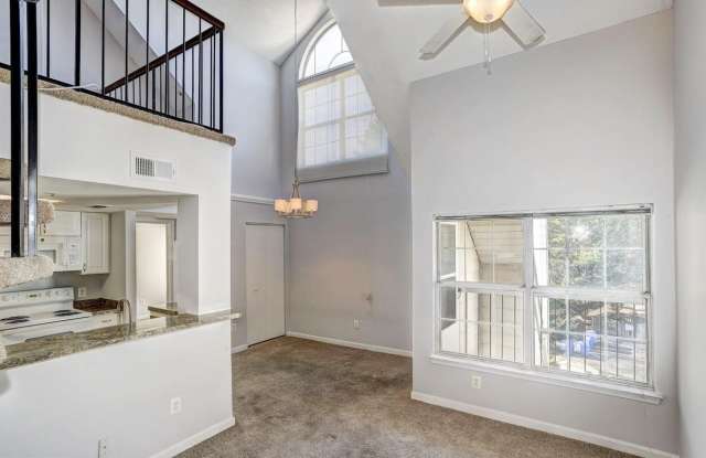 1023 Summerglenn Ct photos photos