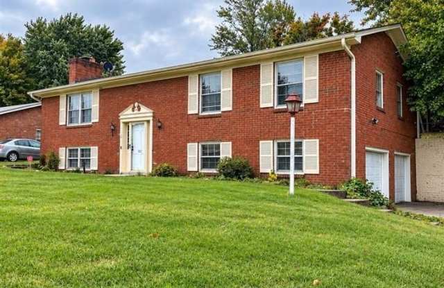 1021 Pawnee Drive Gallery 1