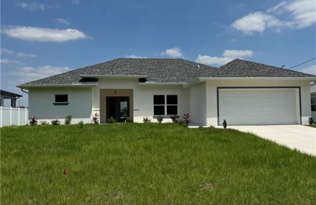 3561 NE 9th Avenue photos photos