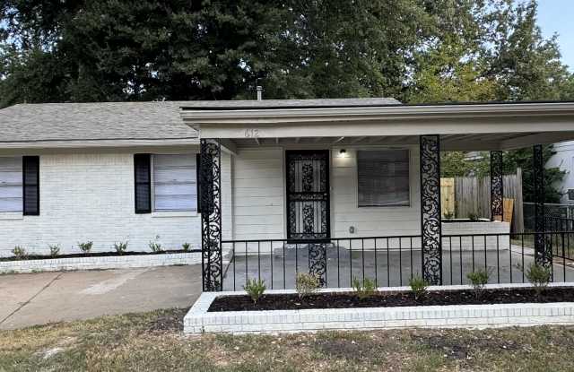 612 Frayser Dr photos photos